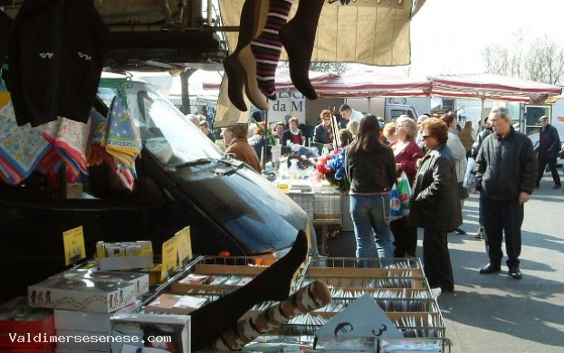 Mercato quindicinale di Rosia